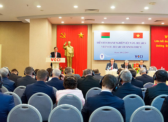 Belarus muốn hợp tác xây dựng nhà máy lắp ráp ô tô tại Việt Nam
