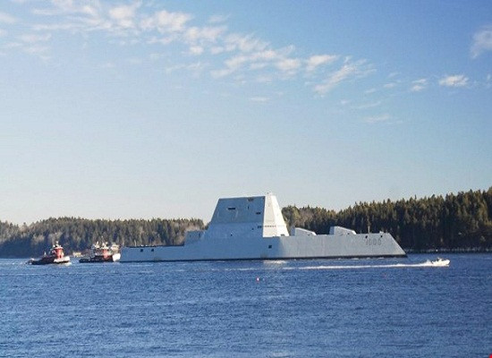 Quái vật tàng hình Zumwalt USS của Mỹ lần đầu tiên chạy thử 