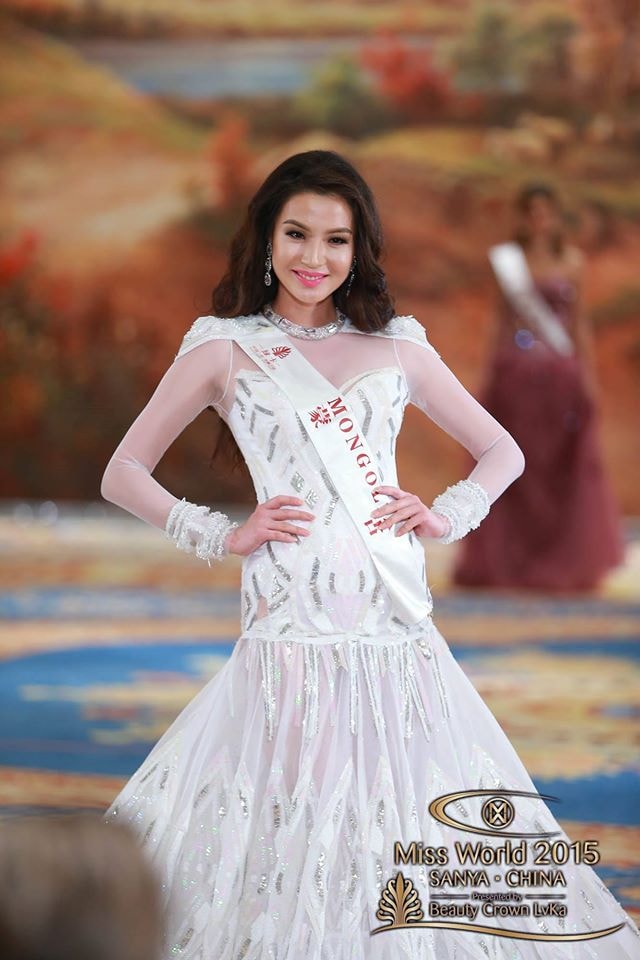 Thành tích đầu tiên của Lan Khuê tại Miss World 2015