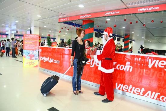 Mở hộp quà khổng lồ, đón Giáng sinh và năm mới an lành cùng Vietjet