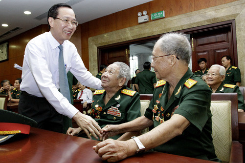 TP HCM họp mặt hơn 500 tướng lĩnh, cán bộ cao cấp quân đội đã nghỉ hưu 
