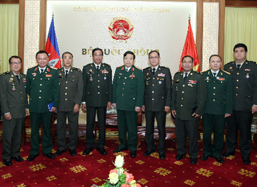Đại tướng Phùng Quang Thanh tiếp đoàn Hội Cựu chiến binh Hoàng gia Campuchia