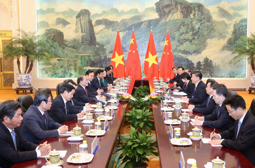 Chủ tịch Quốc hội Nguyễn Sinh Hùng hội kiến Tổng Bí thư, Chủ tịch Trung Quốc Tập Cận Bình 