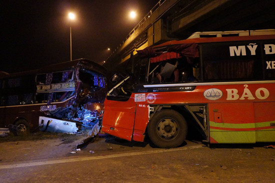 Những vụ tai nạn giao thông thảm khốc nhất trong năm 2015
