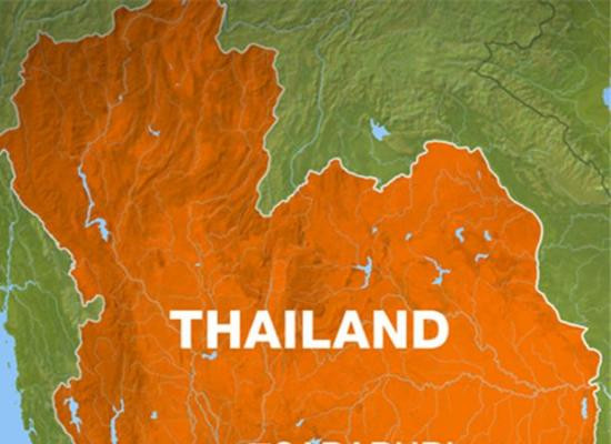 Thái Lan: Xe khách bị lật, 27 người bị thương