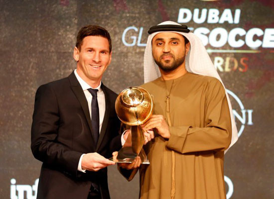 Tin tức thể thao 28/12: Messi giành danh hiệu Cầu thủ xuất sắc nhất năm 2015