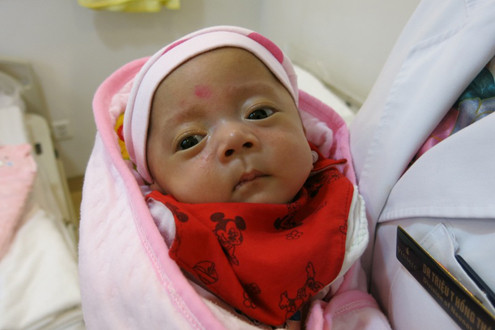 98% trẻ sinh non tại BVĐK Quốc tế Vinmec Times City được cứu sống không để lại di chứng