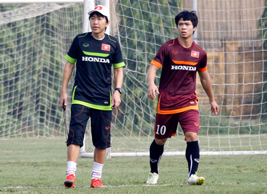 HLV Miura chốt danh sách U23 Việt Nam sang Qatar