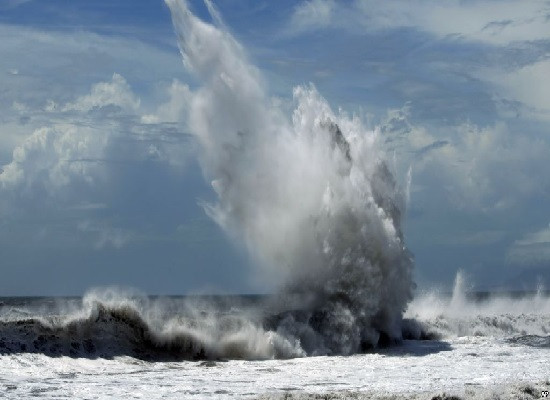 Dự báo thời tiết ngày 31/12: Không khí lạnh gây gió mạnh trên biển