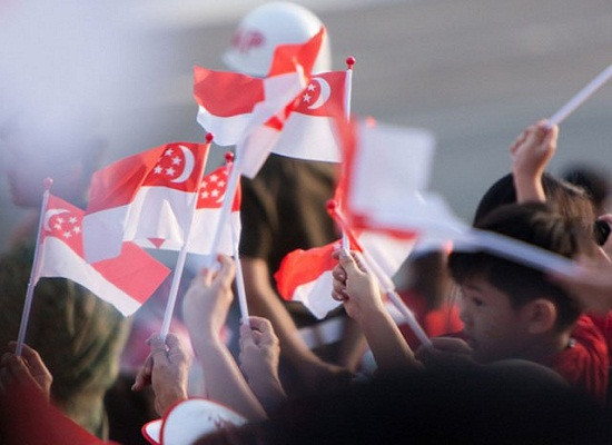 Tin tức thế giới 24 giờ: Israel dùng cờ Singapore làm khan trải bàn