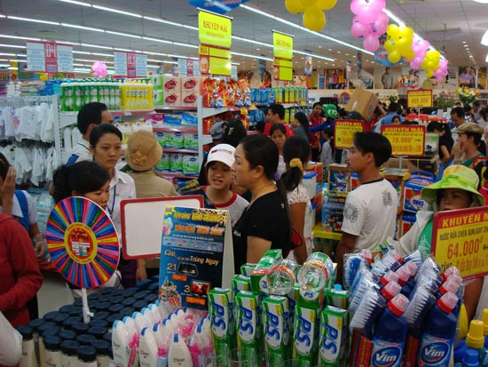 AEC và thị trường bán lẻ Việt Nam: Nâng sức cạnh tranh để làm chủ trên sân nhà