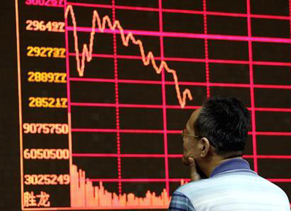 Chứng khoán Trung Quốc đóng cửa sớm khi cổ phiếu giảm 7% 