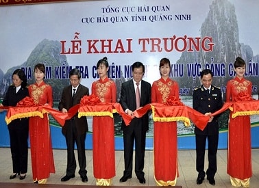 Khai trương điểm kiểm tra chuyên ngành XNK hàng hóa đầu tiên tại Cảng Cái Lân