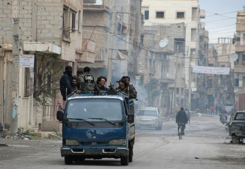 SANA: IS tấn công ác liệt Deir Ezzor, “thảm sát” Al-Baghaliyeh