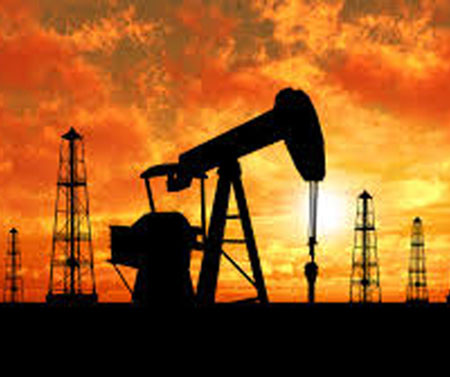 Tin tức kinh tế 22/1: Giá dầu thế giới bất ngờ tăng mạnh