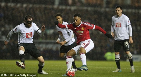 M.U thắng Derby County, Van Gaal mơ đoạt cúp