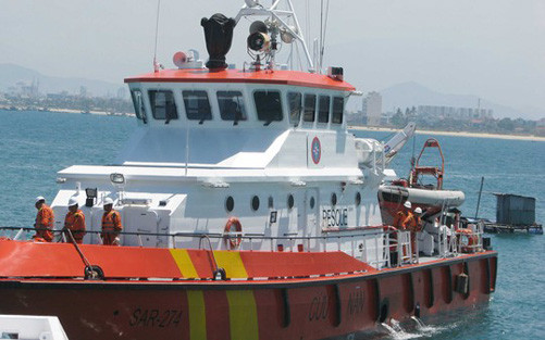 Đà Nẵng: 9 thuyền viên bị nạn trên biển đã về đất liền an toàn 