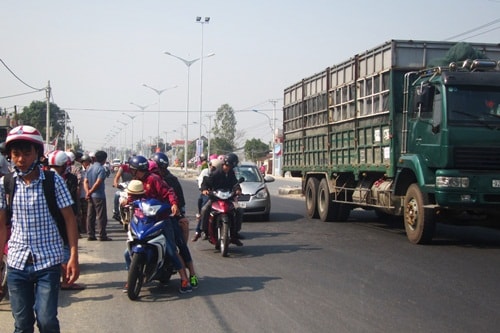 Đi viếng đám tang, người đàn ông bị ô tô đâm chết