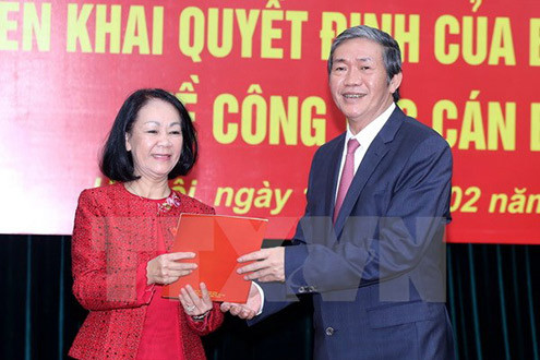Trao quyết định Trưởng ban Dân vận Trung ương cho bà Trương Thị Mai