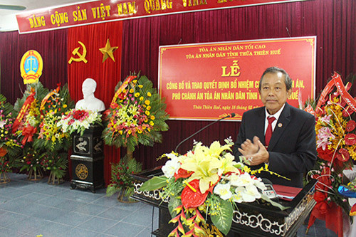 Bổ nhiệm Chánh án, Phó Chánh án TAND tỉnh Thừa Thiên - Huế