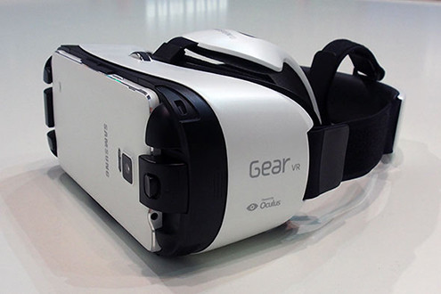 Dùng Gear VR xem 360 độ sự kiện Samsung Unpacked 2016
