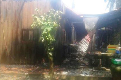 BếnTre: Dùng mỏ hàn thi công mái nhà gây hỏa hoạn