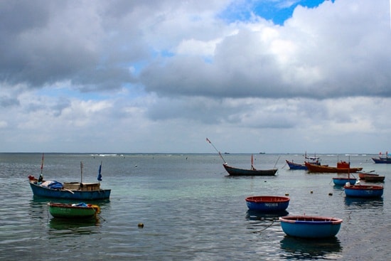 Những người đàn bà làng biển