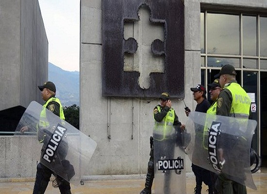 Tin tức thế giới 24 giờ: Colombia phát hiện đường dây mại dâm nam liên quan tới Cảnh sát