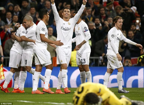 Cận cảnh Real Madrid nhẹ nhàng vào tứ kết Champions League