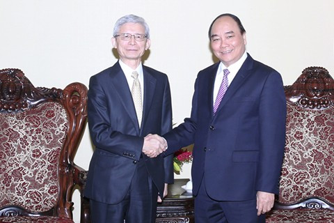 Phó Thủ tướng Nguyễn Xuân Phúc tiếp đại diện cấp cao Tập đoàn Toyota