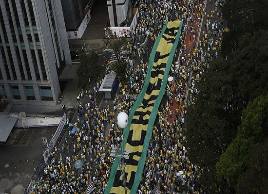Tin tức thế giới 24 giờ: Người dân Brazil biểu tình đòi Tổng thống từ chức