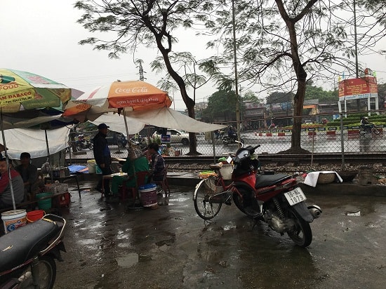 Nguy cơ mất an toàn giao thông trên hệ thống đường sắt ở Hải Phòng