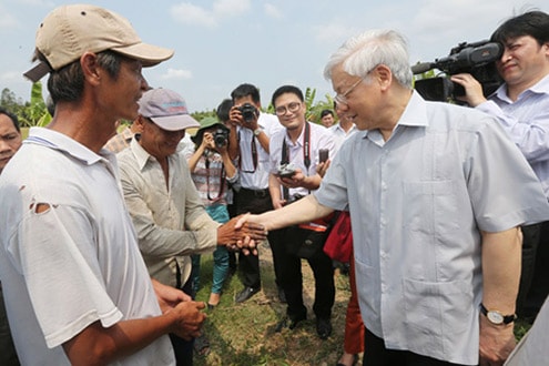 Trung ương luôn sát cánh cùng bà con Bến Tre tìm cách ngăn mặn, giữ ngọt