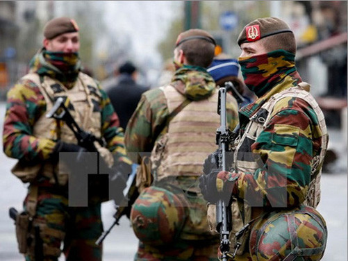 Bỉ sơ tán khẩn cấp hai nhà máy điện hạt nhân do lo ngại khủng bố