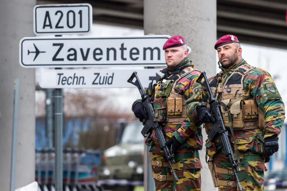 IS đã chuẩn bị 400 tay súng cho làn sóng khủng bố càn quét châu Âu?