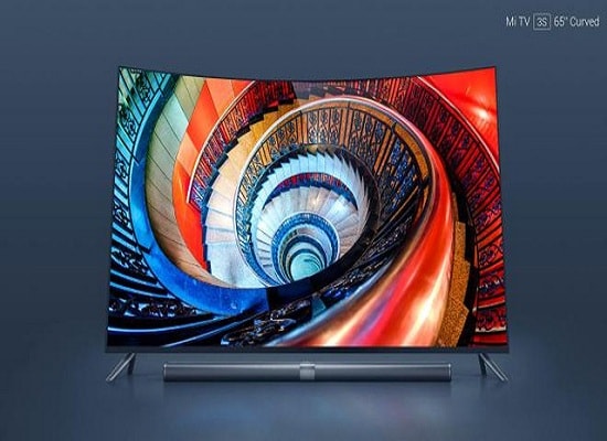 Xiaomi ra mắt TV 65 inch màn hình cong, mỏng hơn iPhone 6s 