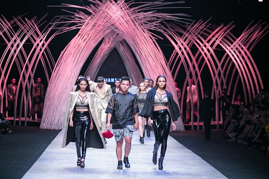 Vietnam International Fashion Week 2016 chính thức trở lại
