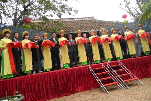 Khai mạc Festival Văn hoá Tơ lụa Việt Nam – Châu Á 2016