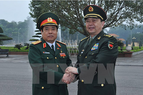 Hai Bộ trưởng Quốc phòng Việt -Trung trao đổi vấn đề Biển Đông
