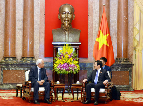Chủ tịch nước Trương Tấn Sang tiếp Đoàn đại biểu cấp cao TATC An-giê-ri