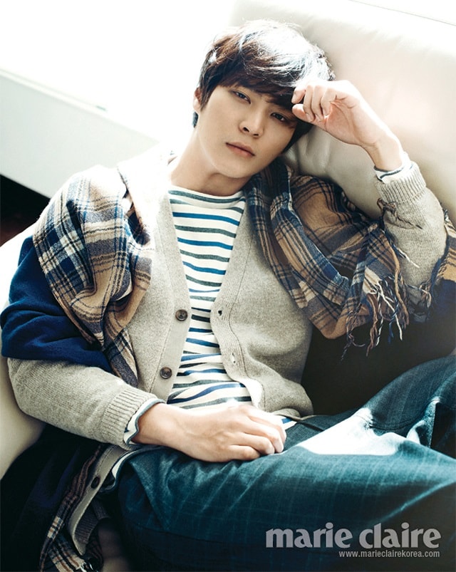 Trong cơn bão Hậu duệ Mặt Trời, gặp lại ông hoàng rating Joo Won