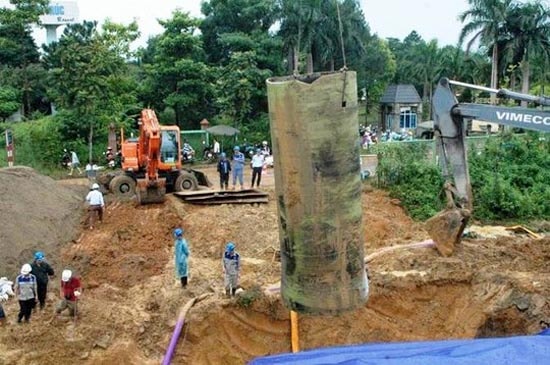 Chuyên gia lý giải vì sao nhà thầu Trung Quốc liên tục thắng thầu?