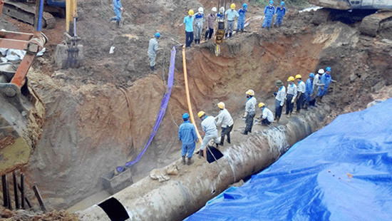Tạm dừng ký hợp đồng với Nhà thầu cung cấp ống dẻo gang cho Dự án nước Sông Đà