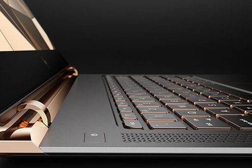 HP Spectre mới mỏng hơn và mạnh mẽ hơn MacBook Pro