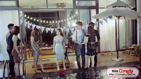 MV cover OST “Hậu duệ mặt trời” của hot girl Việt