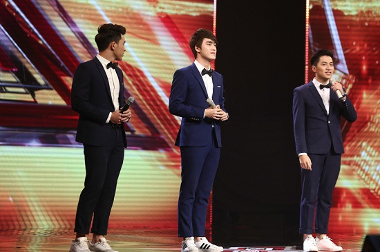 Giám khảo X-Factor dở khóc dở cười vì nhầm thí sinh đến từ Hàn Quốc