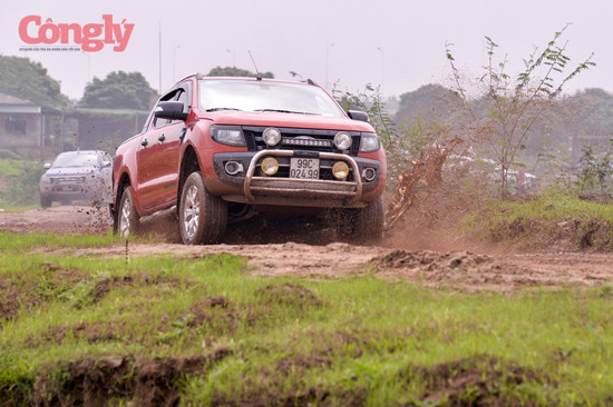 Câu lạc bộ Thể thao Xe ô tô bán tải địa hình PVC sẽ tham gia giải đua Rally 2016