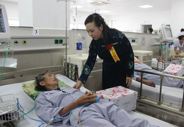 Bộ trưởng Bộ Y tế dự lễ Khánh thành tại Bệnh viện Hữu nghị Việt Nam - Cu Ba Đồng Hới