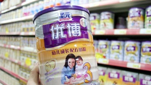 Ấn Độ cấm nhập khẩu sữa và điện thoại Trung Quốc