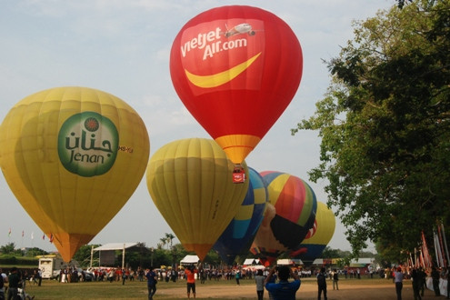 Thừa Thiên Huế: Ngày hội khinh khí cầu Quốc tế Festival 2016
